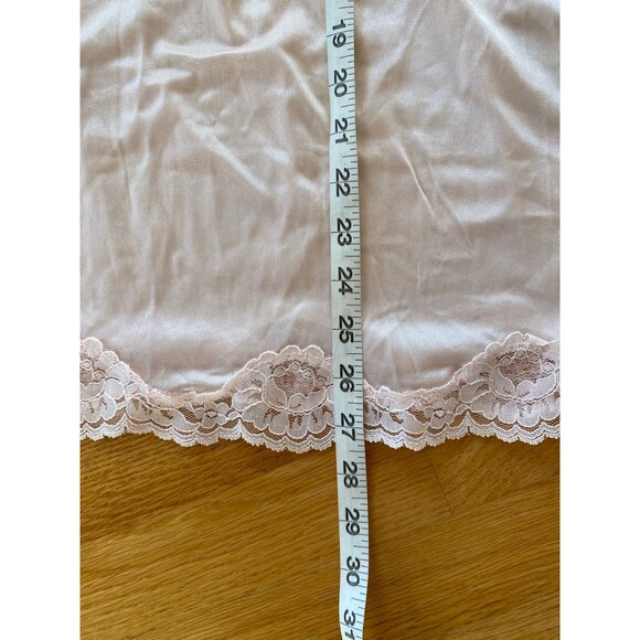 Vintage 1/2 Peachy Pink Pale Skirt Slip Lace Edge - Picture 3 of 7
